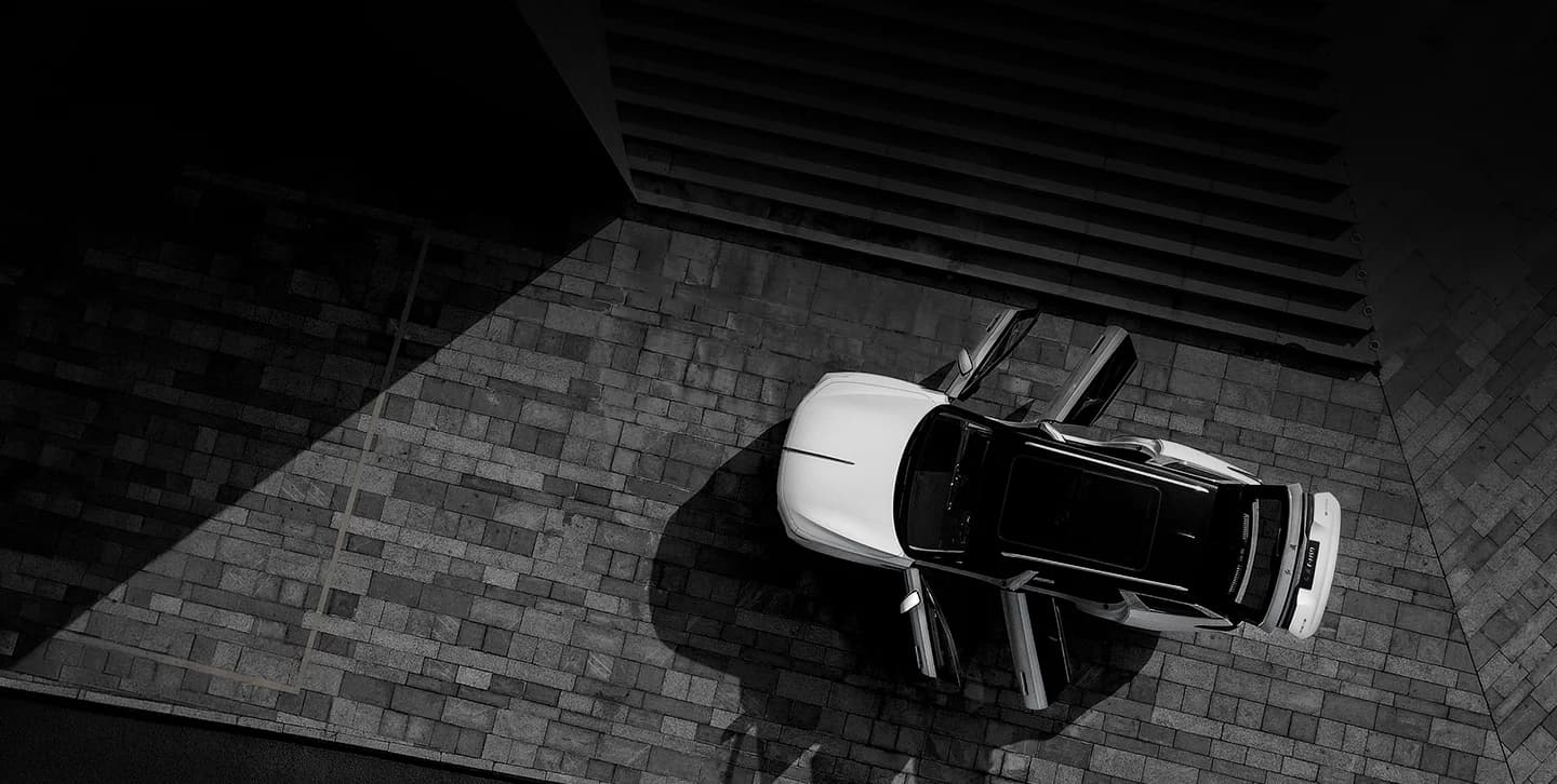 The Hongqi Experience Hero